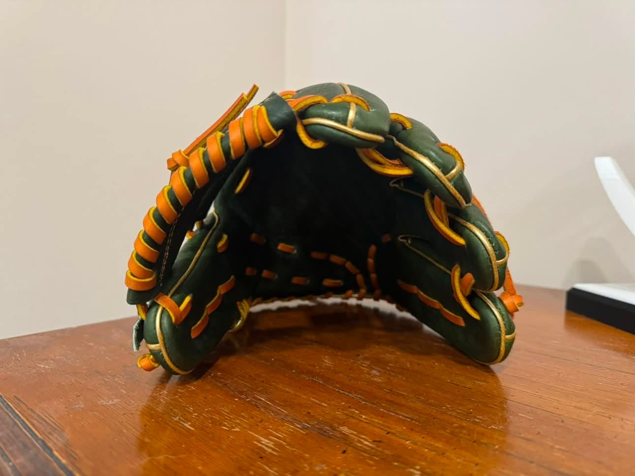 FIVE 5th Anniversary Dinosaur Limited Edition Baseball Glove 11.5" RHT Made in Japan