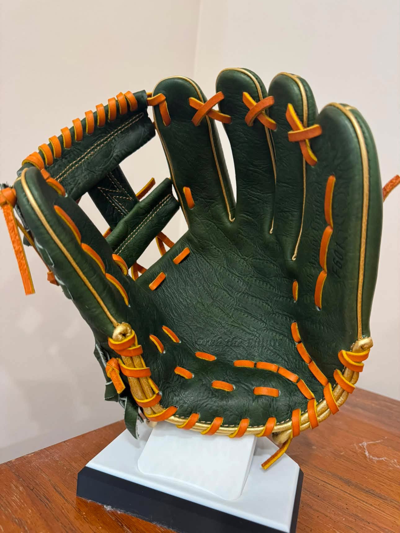 FIVE 5th Anniversary Dinosaur Limited Edition Baseball Glove 11.5" RHT Made in Japan
