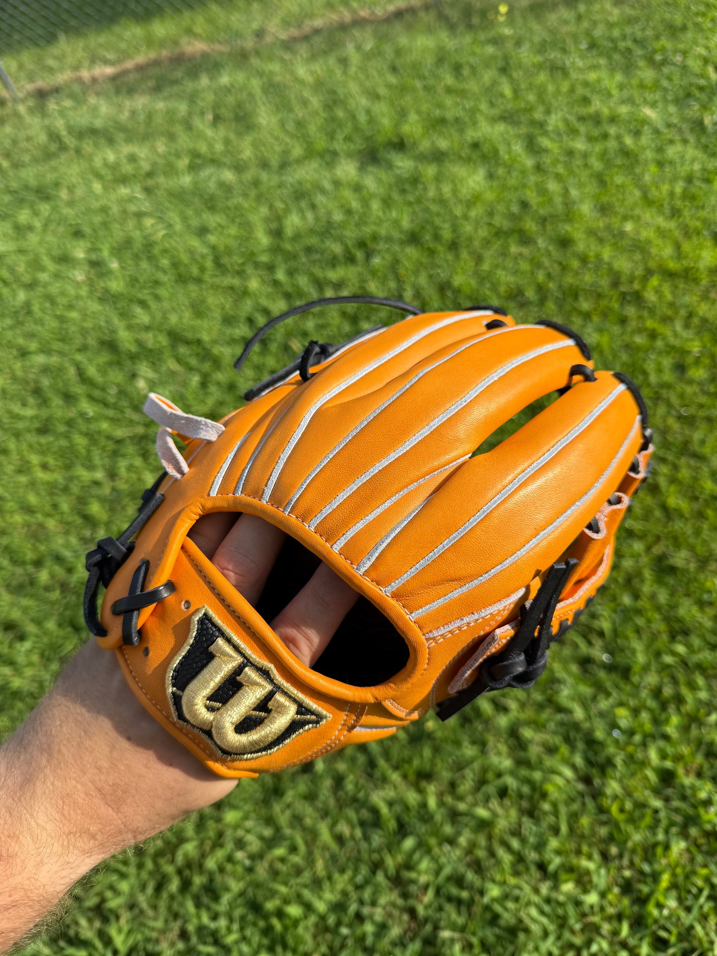 Wilson Staff Teddy D5 Orange w/ Black Lacing