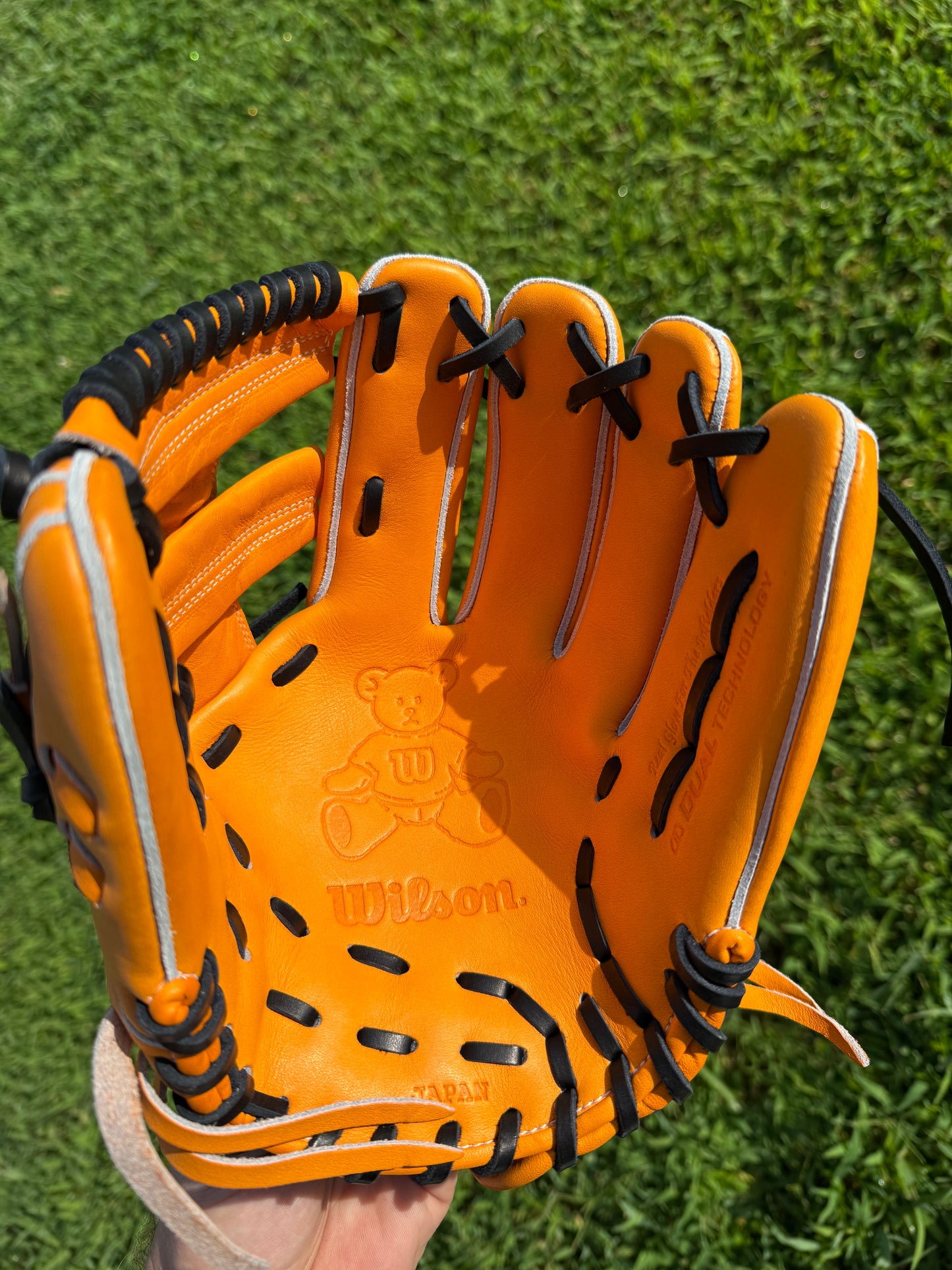 Wilson Staff Teddy D5 Orange w/ Black Lacing