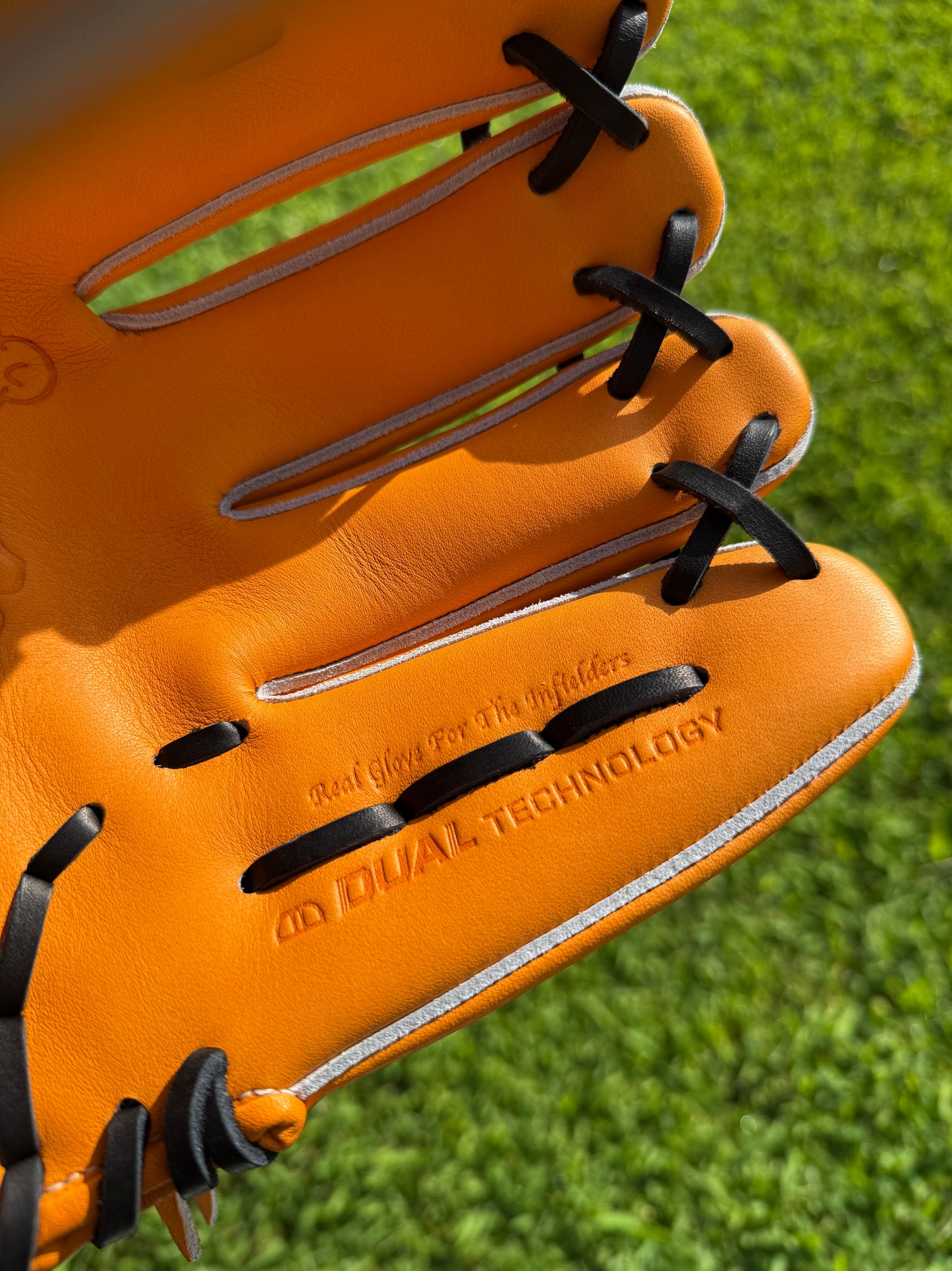 Wilson Staff Teddy D5 Orange w/ Black Lacing